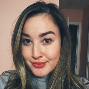 Meet your Posher, Isabella